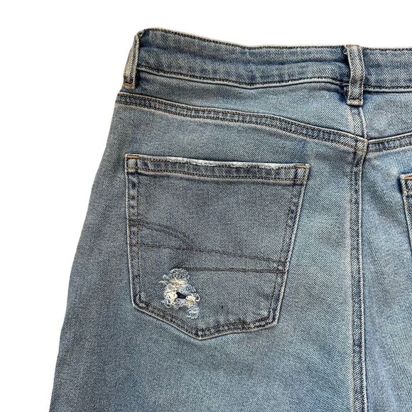 American Eagle Mom Jeans Distressed Denim Size 12 Regular - Picture 6 of 12